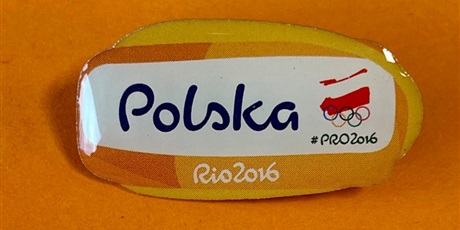 Powiększ grafikę: Przedmiot licytacji: pin z Igrzysk Olimpijskich wyprodukowany przez PKOL