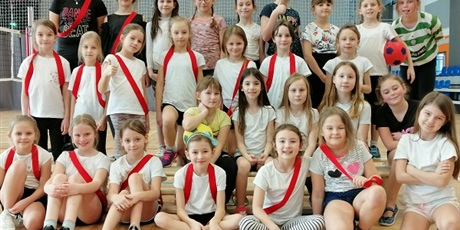"Sportowe dziewczyny"-zajęcia SKS w naszej szkole